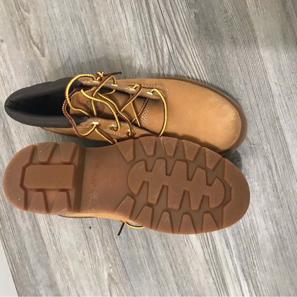 Timberlands - Picture 3 of 3